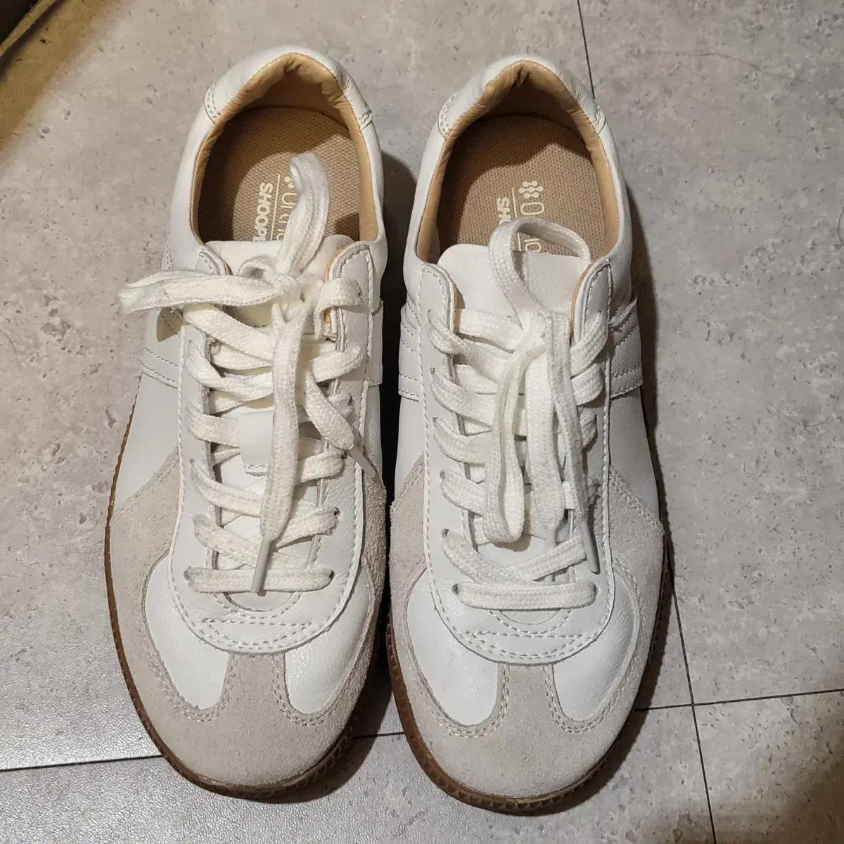 SHOOPEN 흰색 독일군