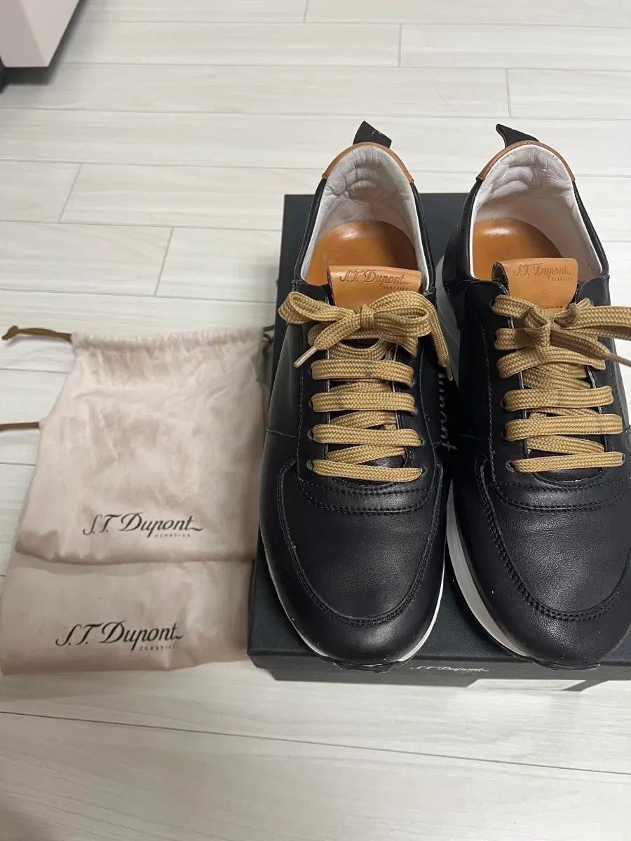 듀퐁 블랙 스니커즈 팝니다