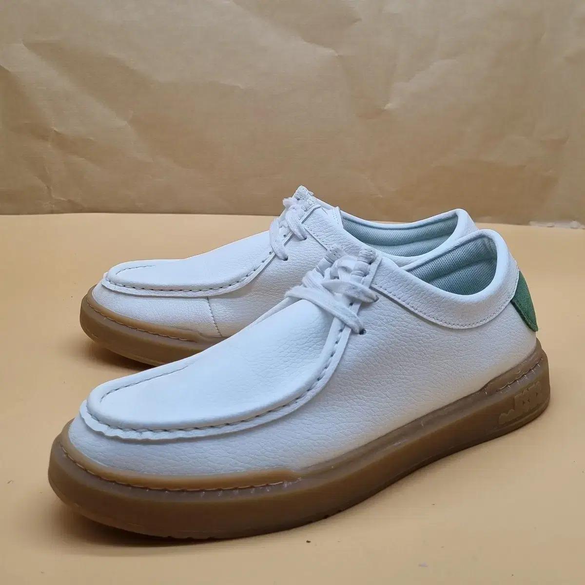 온프 멜라비 왈라비 남성가죽스니커즈260_