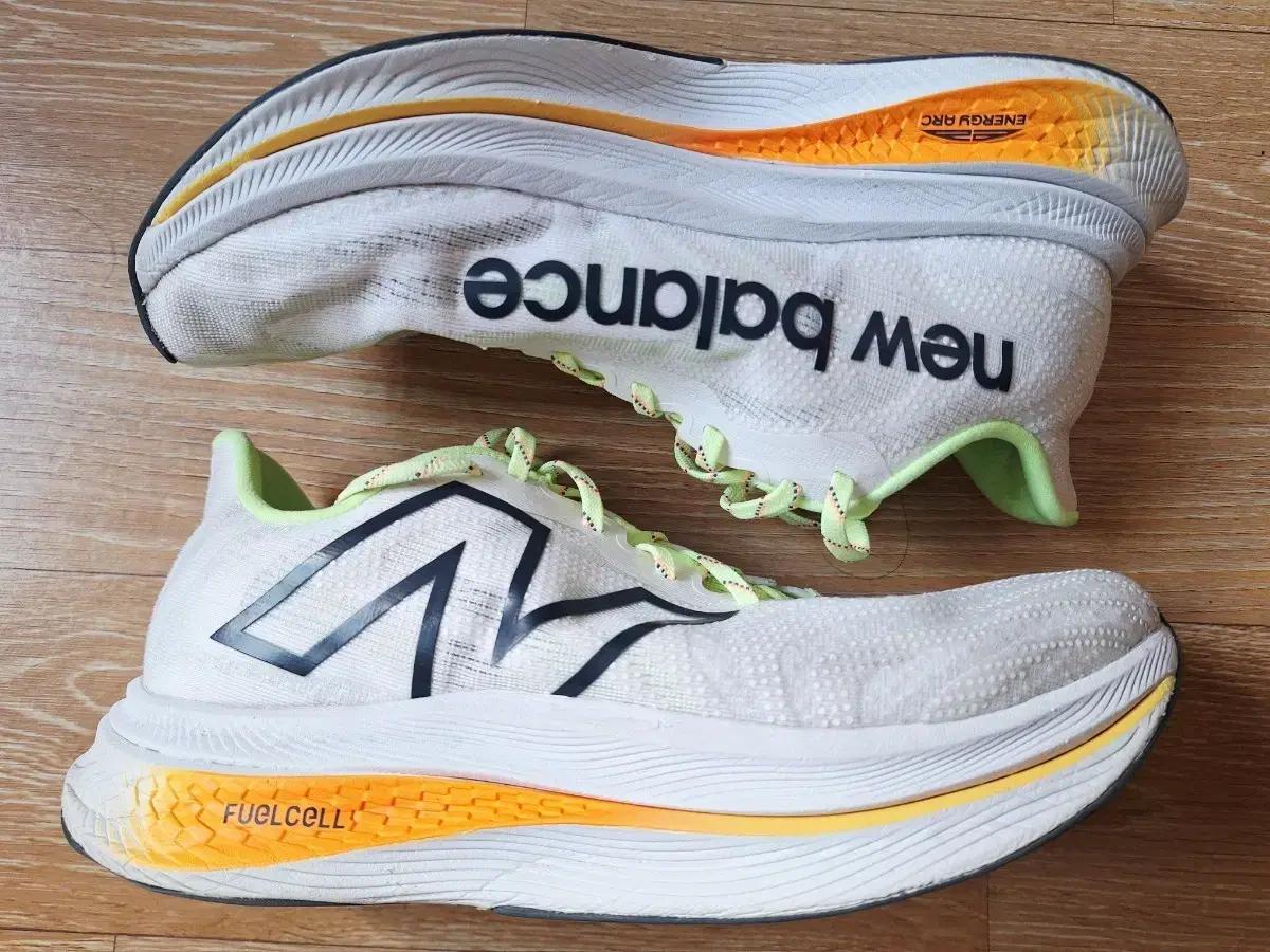 뉴발란스 퓨어셀 SC 슈퍼컴프 트레이너 V2 정품 운동화 러닝화