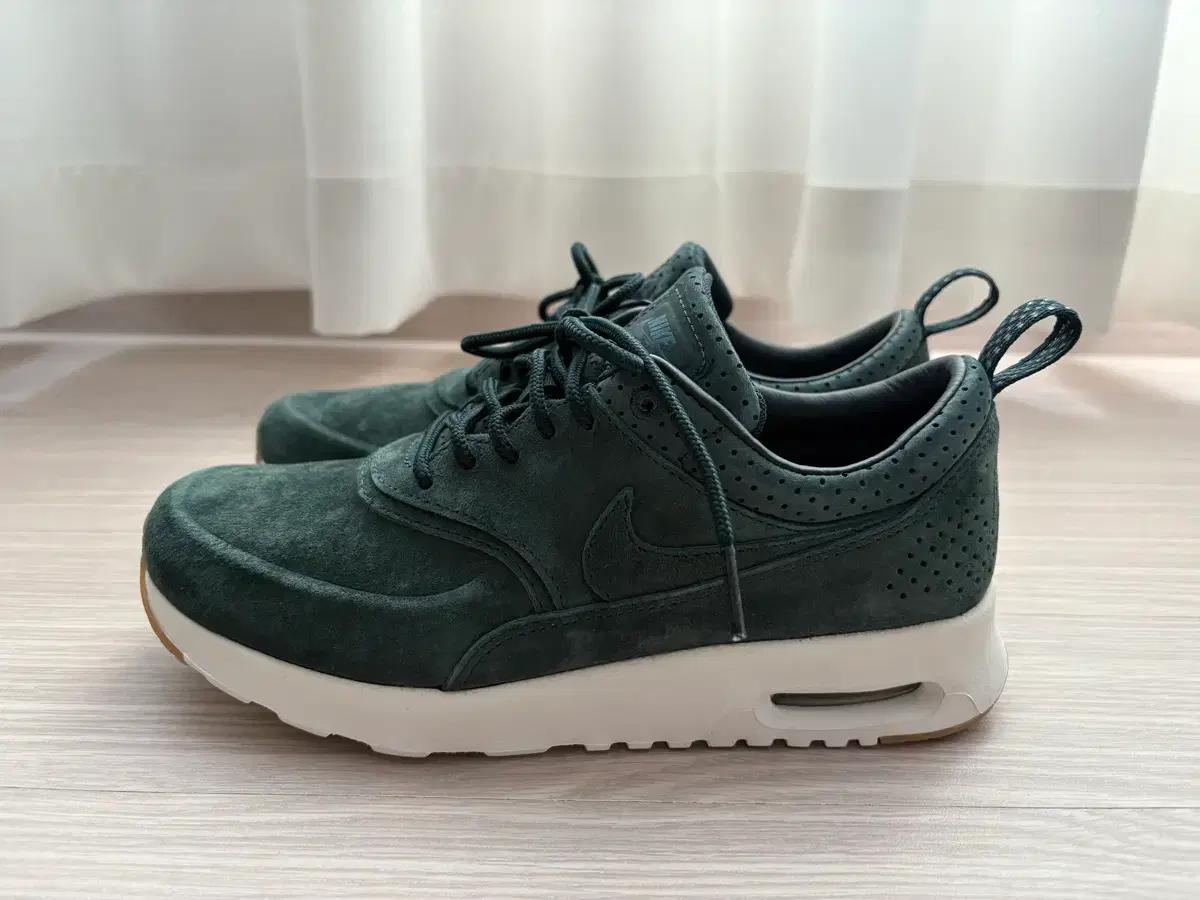 나이키 에어맥스 테아 230