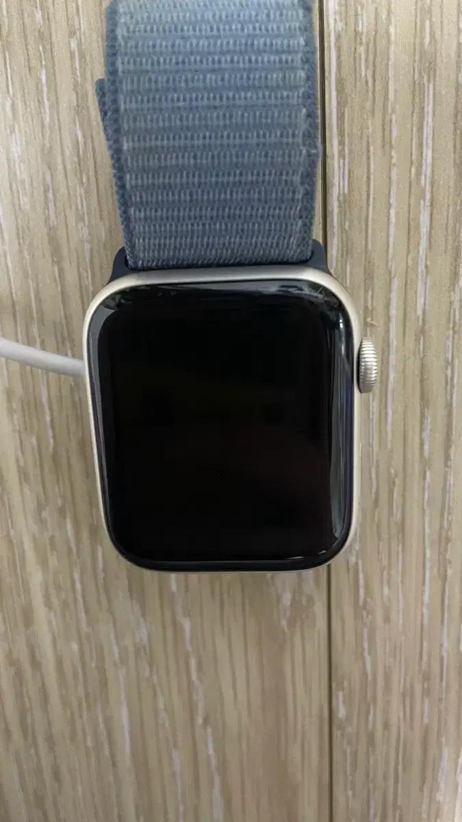 급처)애플워치 se2 44mm(상태좋음) + 정품스트랩
