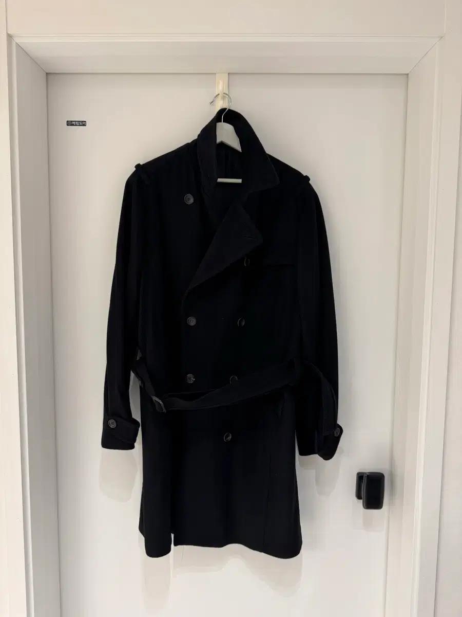 솔리드옴므 트렌치 롱코트 블랙