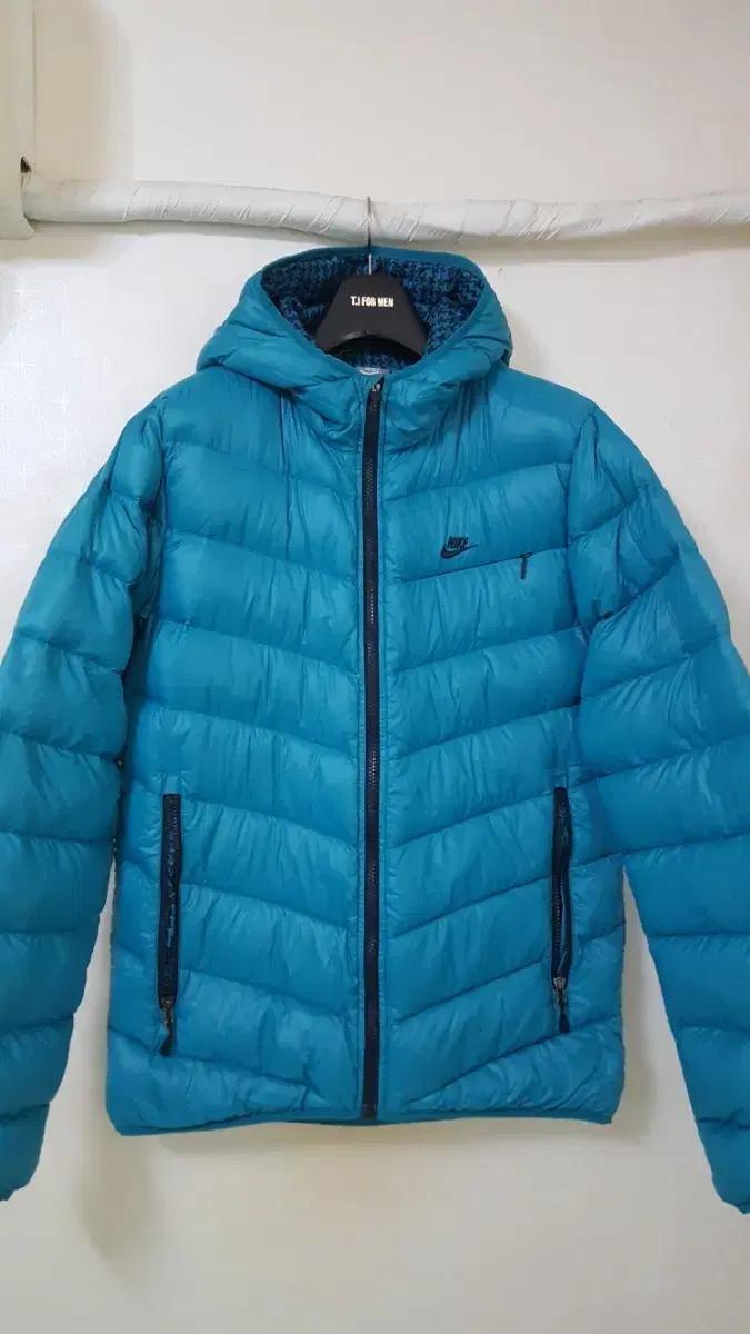 나이키 700필 패딩
