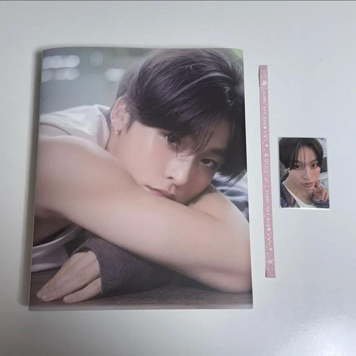 엔시티위시 리쿠 전시회 포토북 포카 아워위시