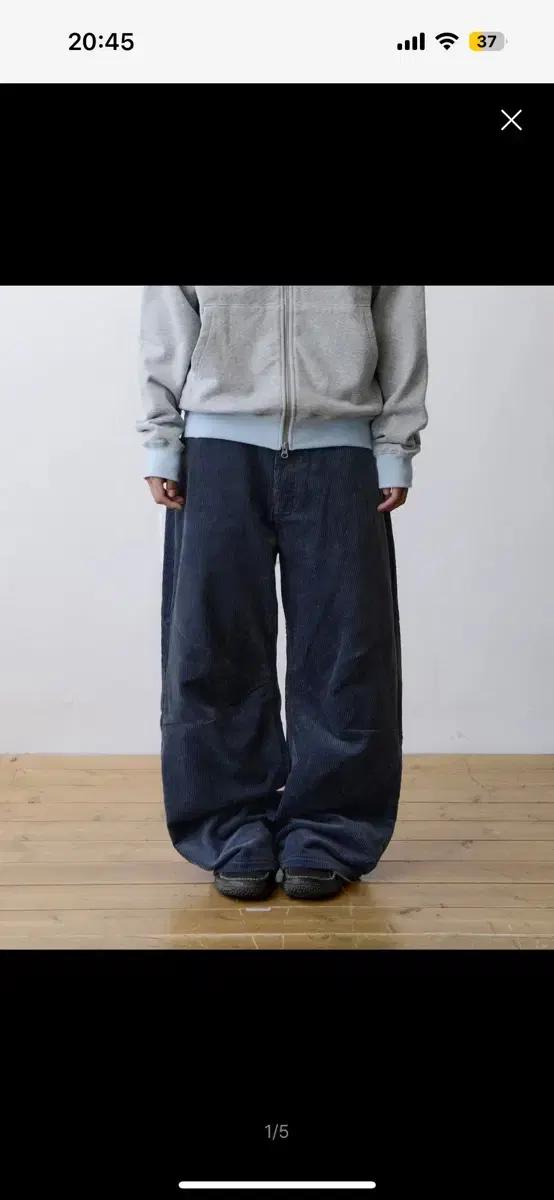 더콜디스모먼트 코듀로이 팬츠(Navy L)