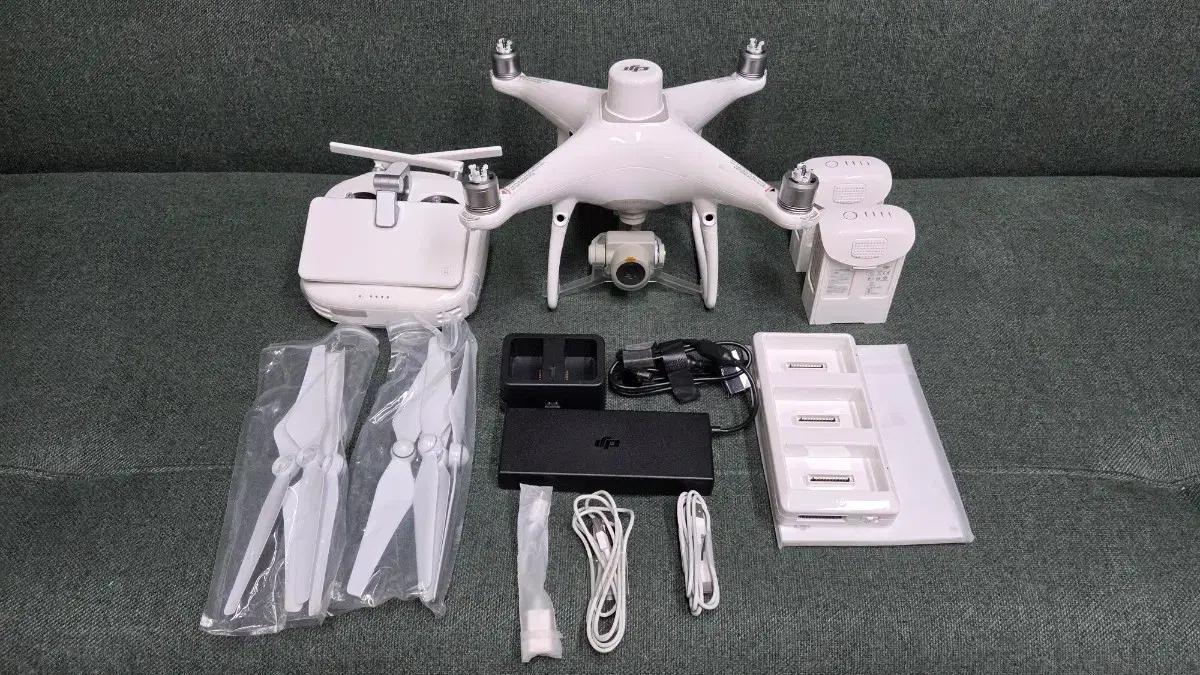 DJI 팬텀 4 RTK 드론 풀세트