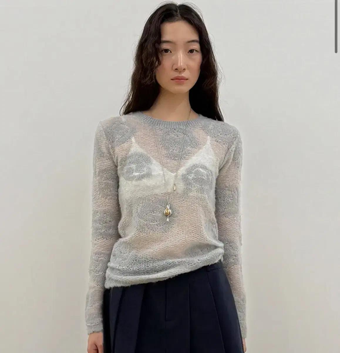 애눌x(새상품)시눈 로즈 아트워크 니트 Rose Artwork knit