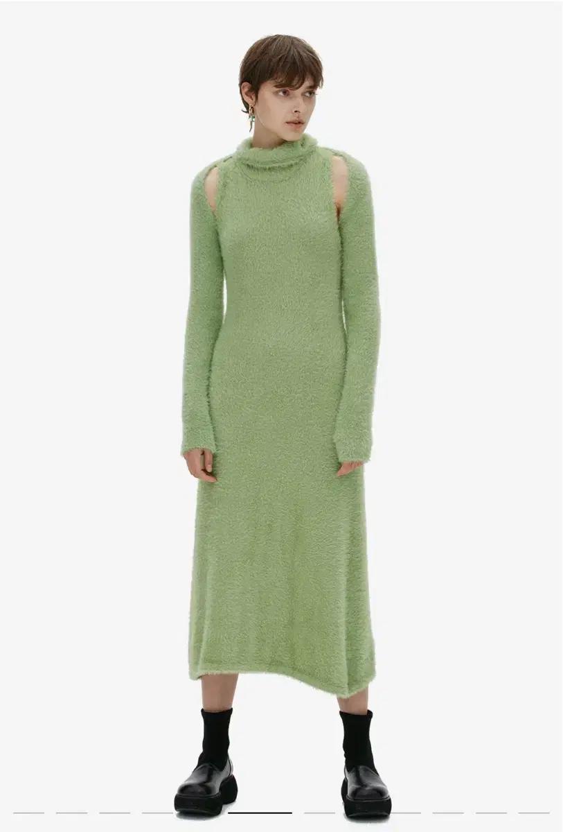 더오픈프로덕트 헤어리 니트 드레스 그린