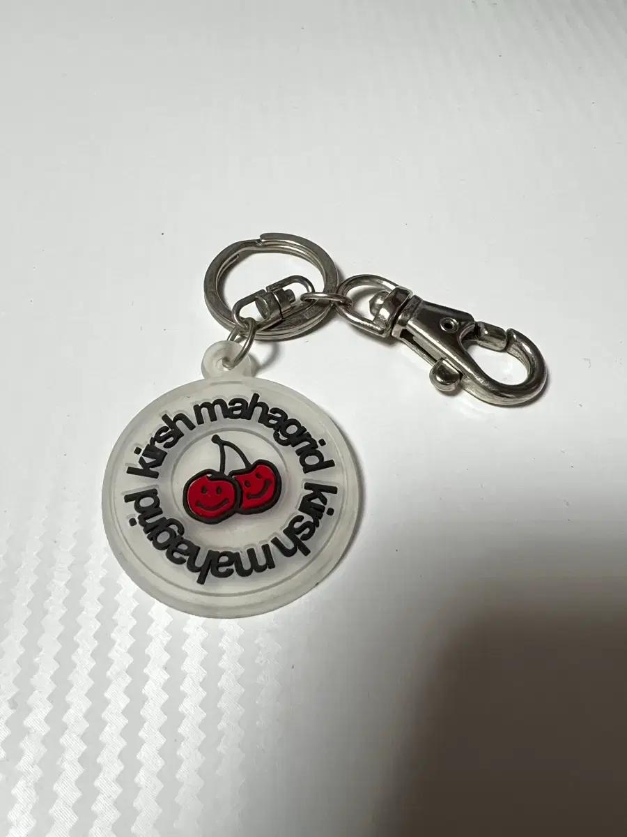 키르시 마하그리드 콜라보 키링