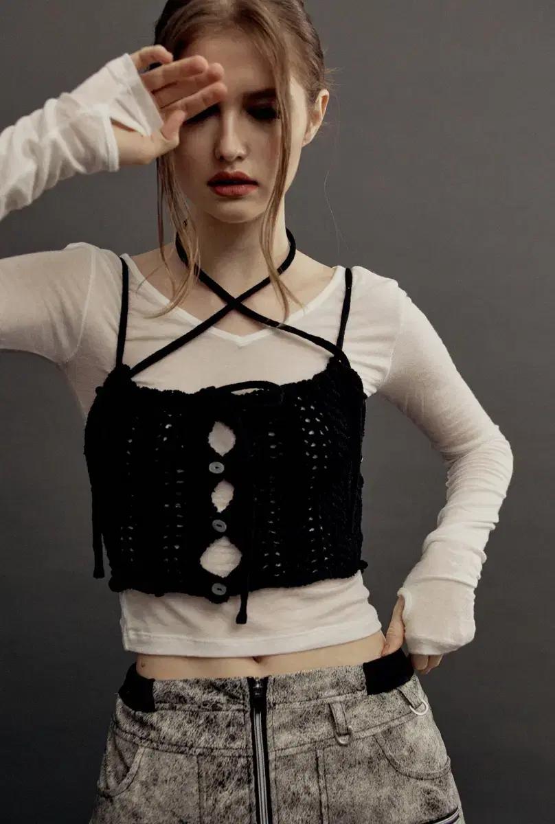 쓰리타임즈 엘픈 니트 뷔스티에