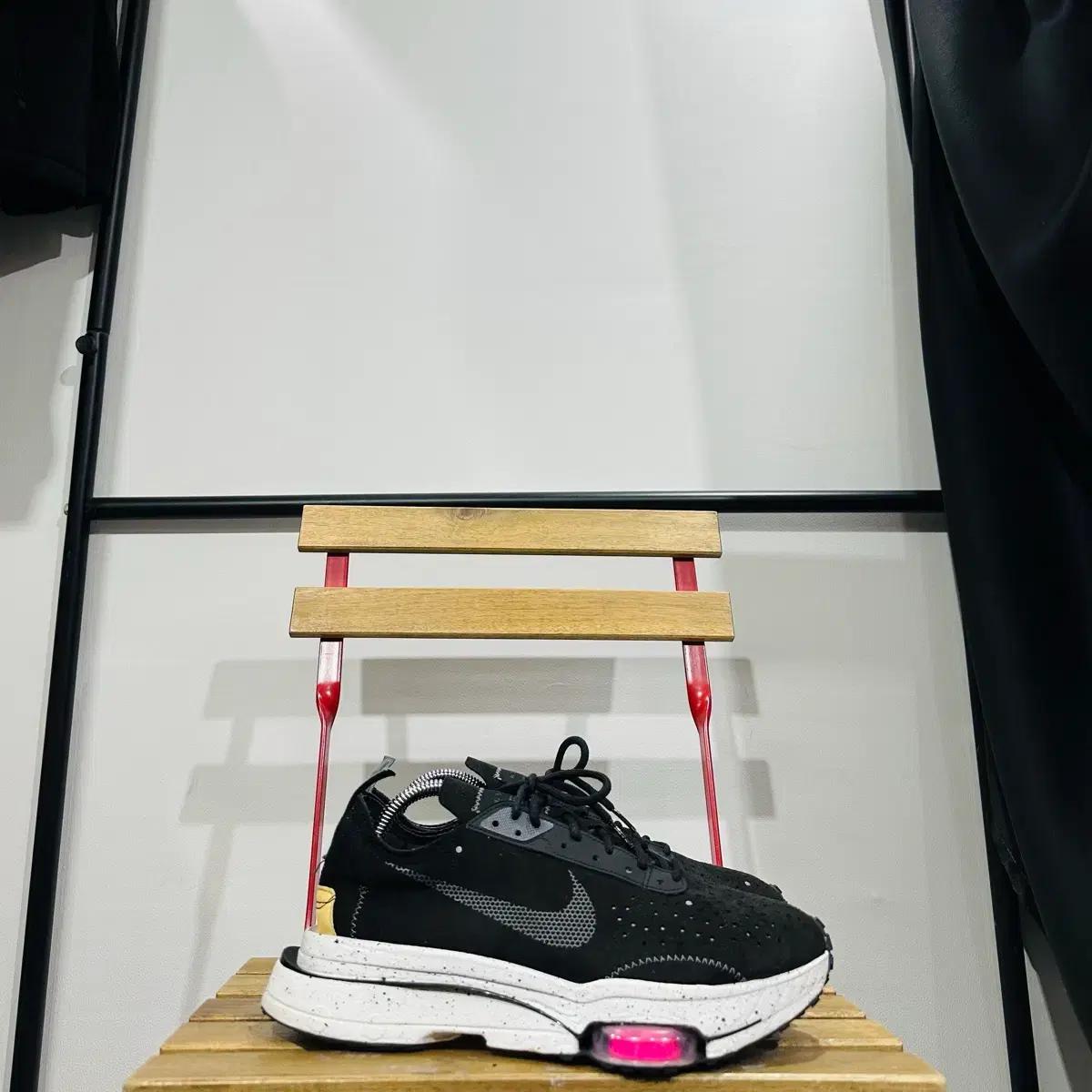 270) 나이키 운동화 남성 남자 신발 에어 줌 타입 브릴리언트