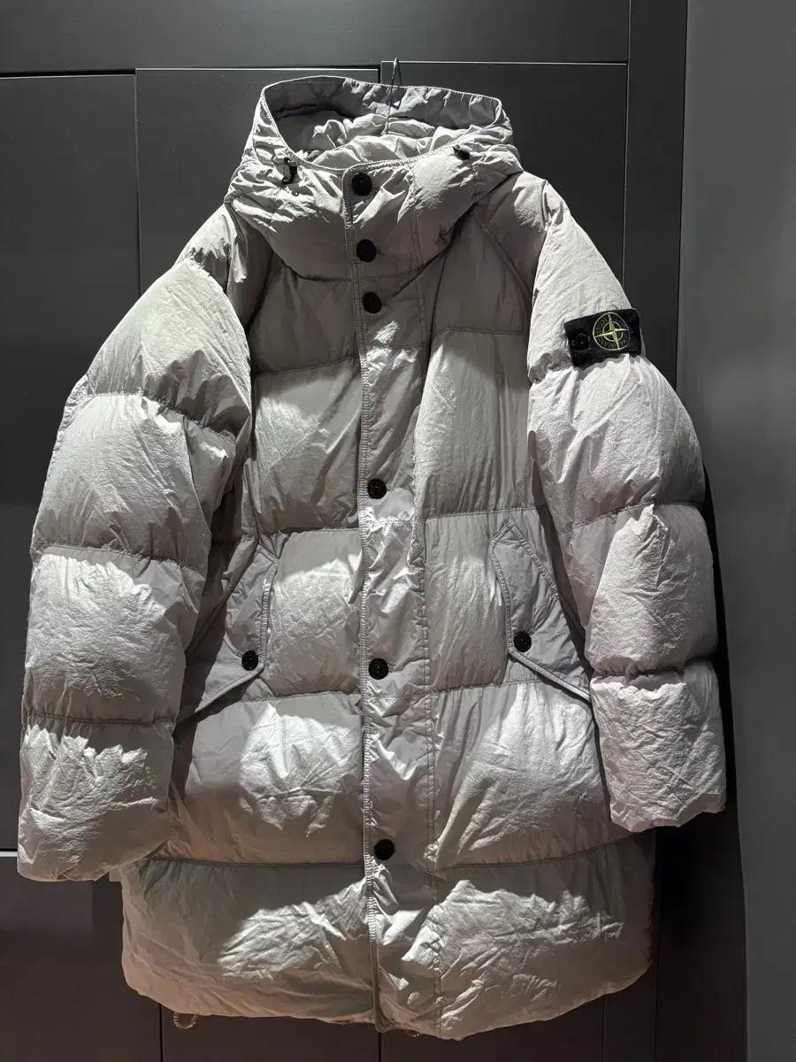 정품 스톤아일랜드 크링클랩스 후드 롱 다운 23FW