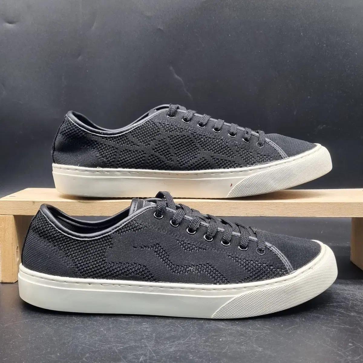 코오롱스포츠 남성 스니커즈 270