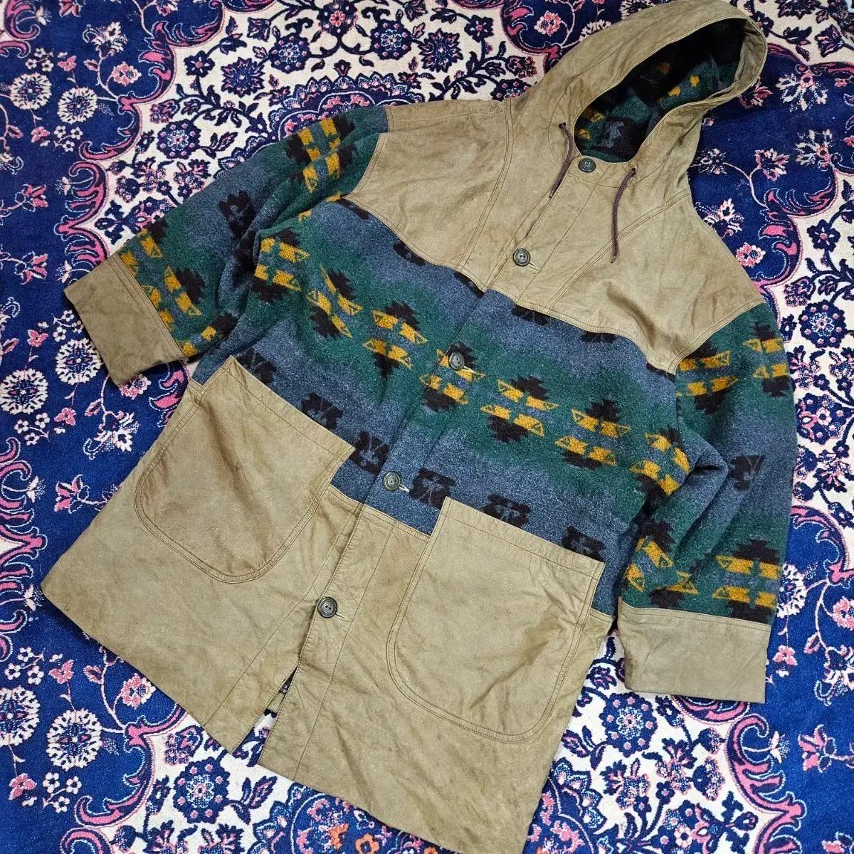 미스티하버(Mysti Harbor) 빈티지 가죽 노르딕 블럭 점퍼