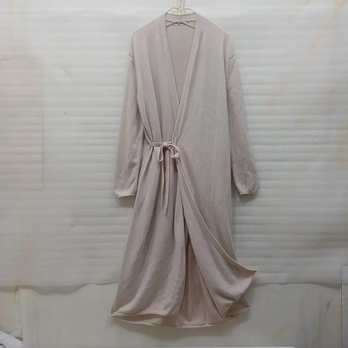 한섬 더캐시미어 순 캐시미어 롱 니트 가디건 여성 베이지 사랑봉봉