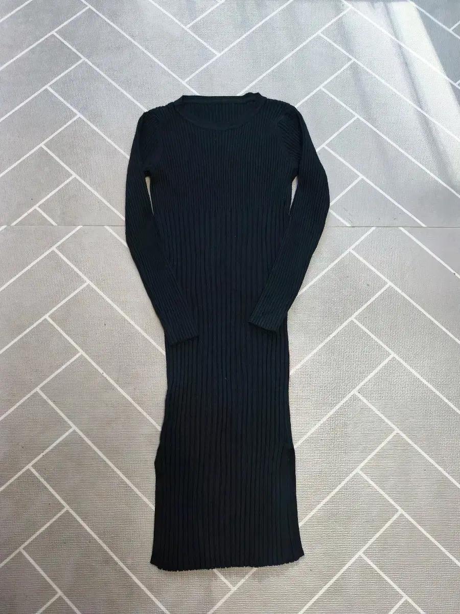 여성 검정니트 롱원피스 s
