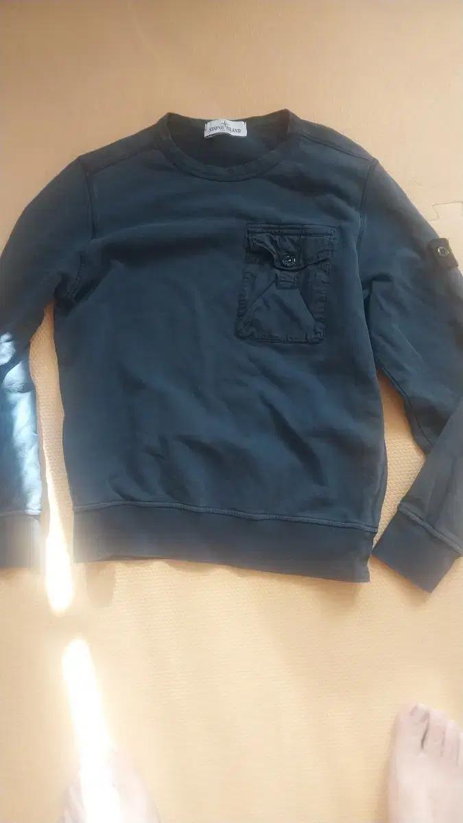 스톤아일랜드주니어포켓맨투맨 10y 142