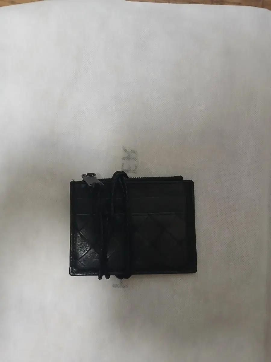 보테가베네타 카드지갑 넥스트랩