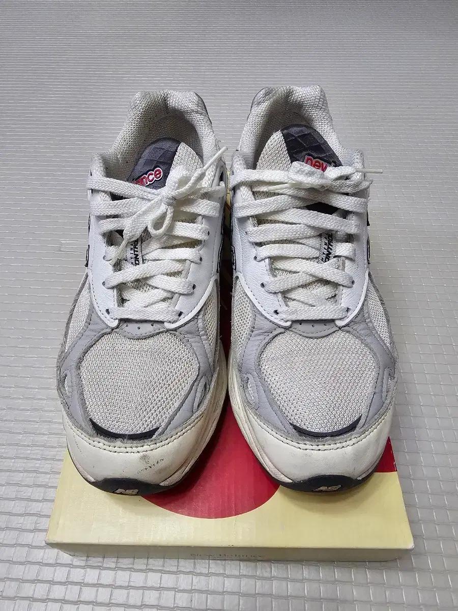 뉴발란스 990 v3 씨솔트 270