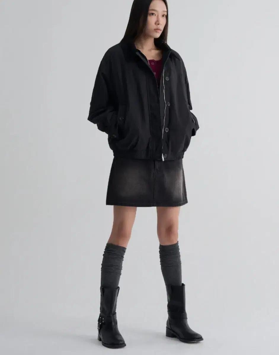 에잇세컨즈 코듀로이 칼라 패디드 보머 재킷 네이비 s