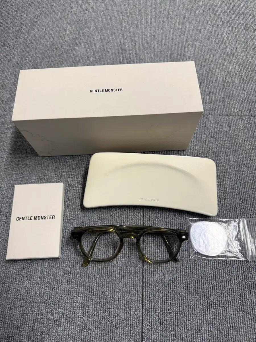 젠틀몬스터 에디a