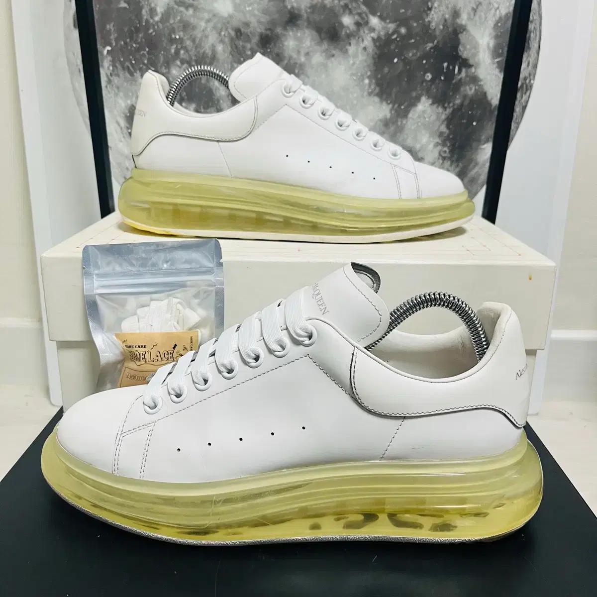 정품 42.5) 알렉산더 맥퀸 에어솔 스니커즈 270~275