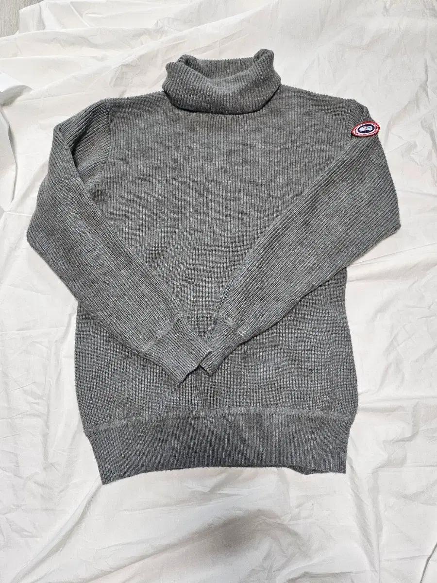 Canadagoose 터틀넥 니트 스웨터 XL