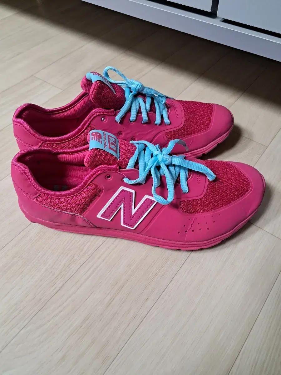 뉴발란스 574 스니커즈 . 사이즈 260