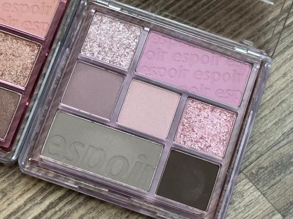 단종 에스쁘아 리얼 아이 팔레트 모브미, 로지피드