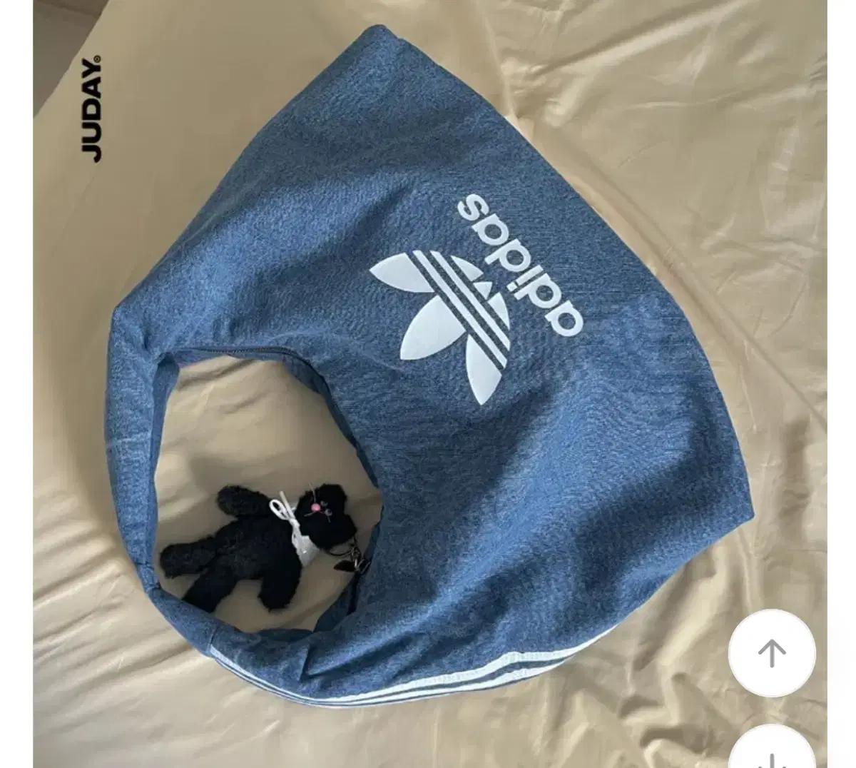 아디다스 오리지널 데님 스포츠백 클라우드백