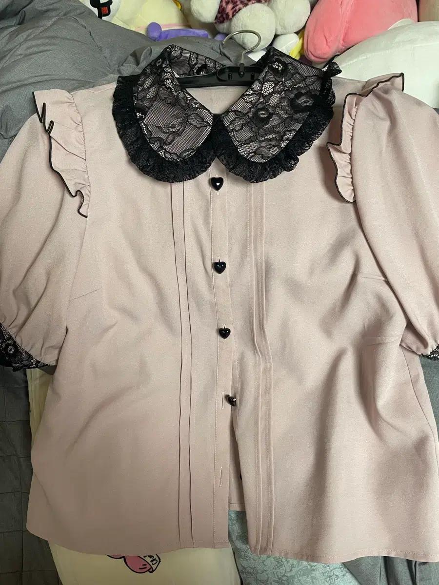 디어마이러브 리본 블라우스 디마럽