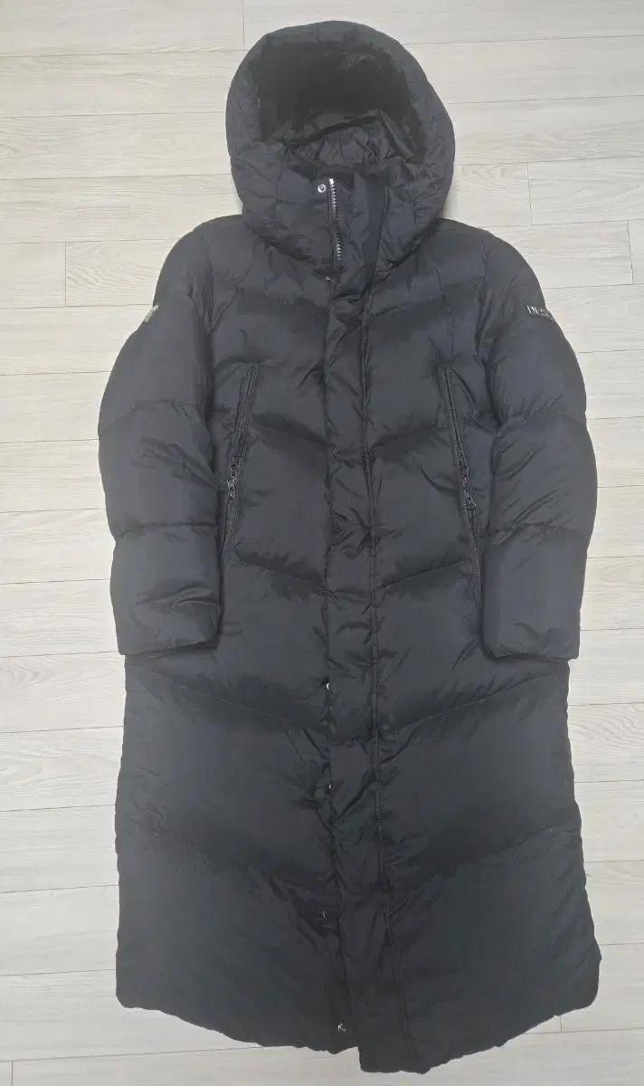 데상트 패딩 판매합니다