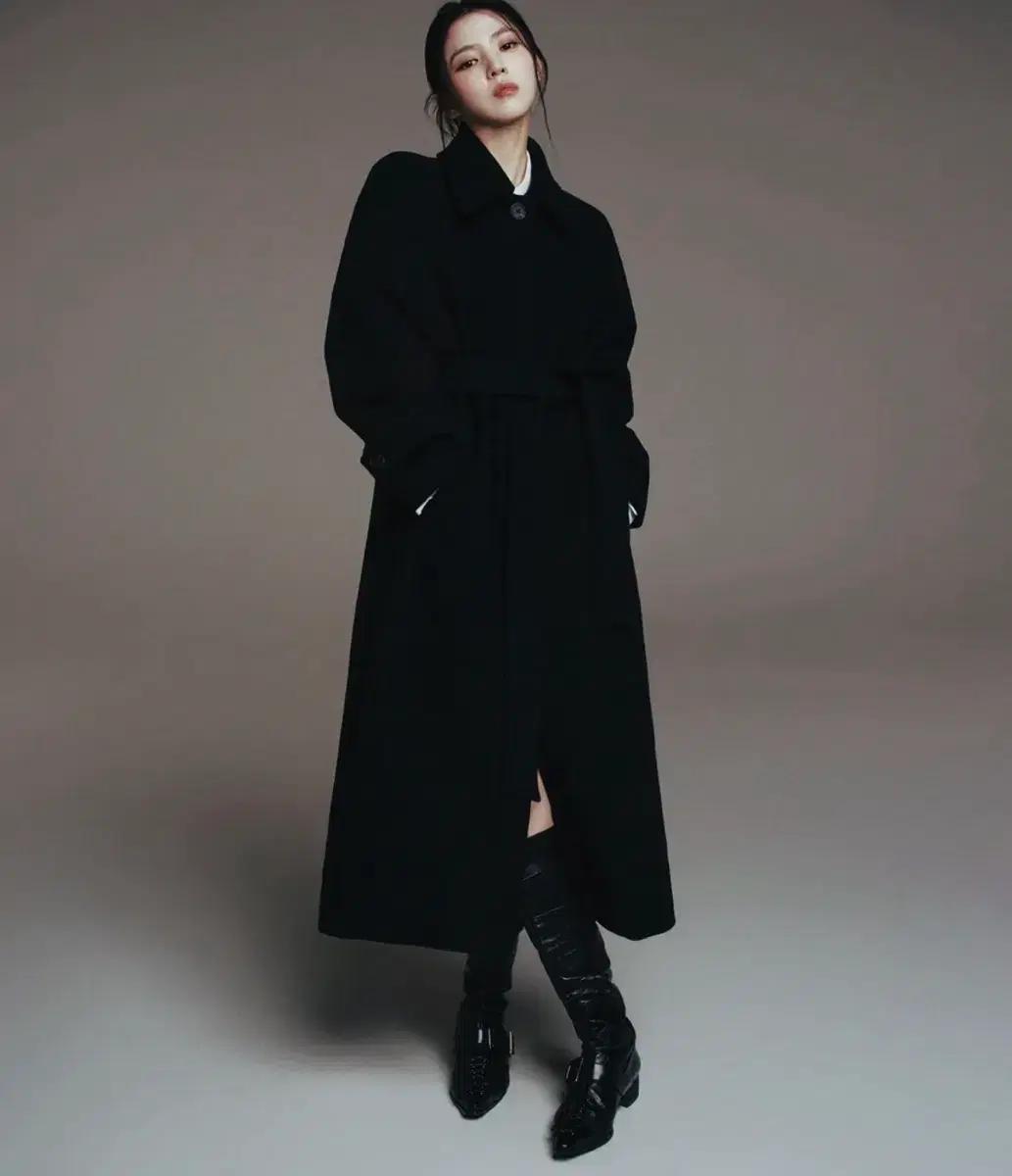 무신사 스탠다드 우먼즈 캐시미어 발마칸 코트 블랙