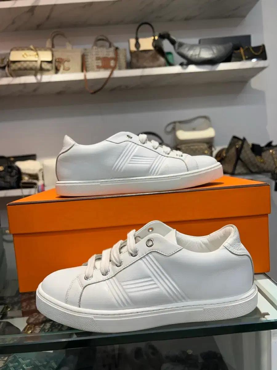(36.5) 에르메스 아방타쥬 여성 화이트 스니커즈