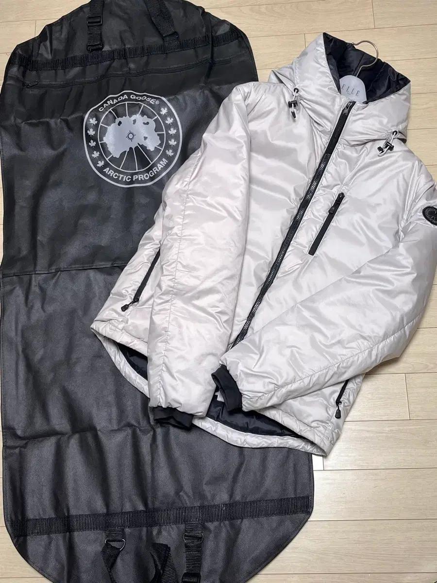 캐나다구스 롯지 후디 블랙라벨 100-105