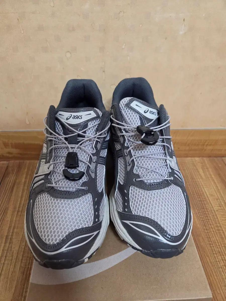 아식스 언리미티드 젤카야노 14 255