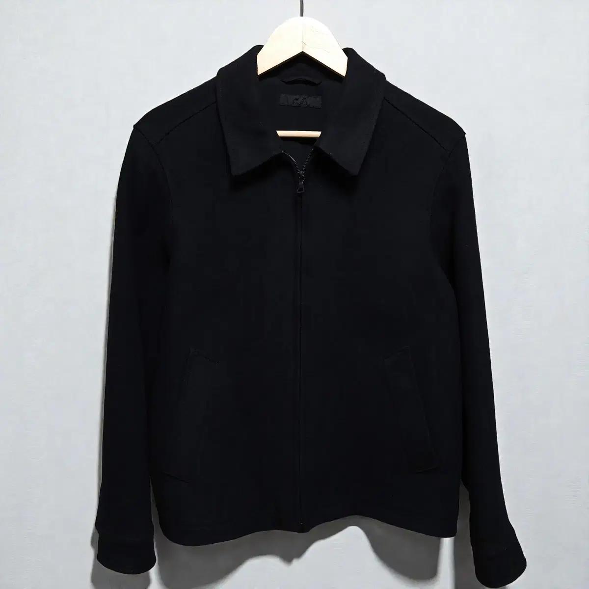 100)유니클로 겨울 블루종 자켓 블랙