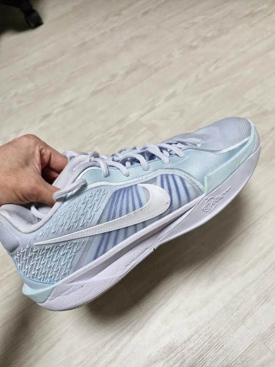 나이키 사브리나2 EP 컨덕터 285