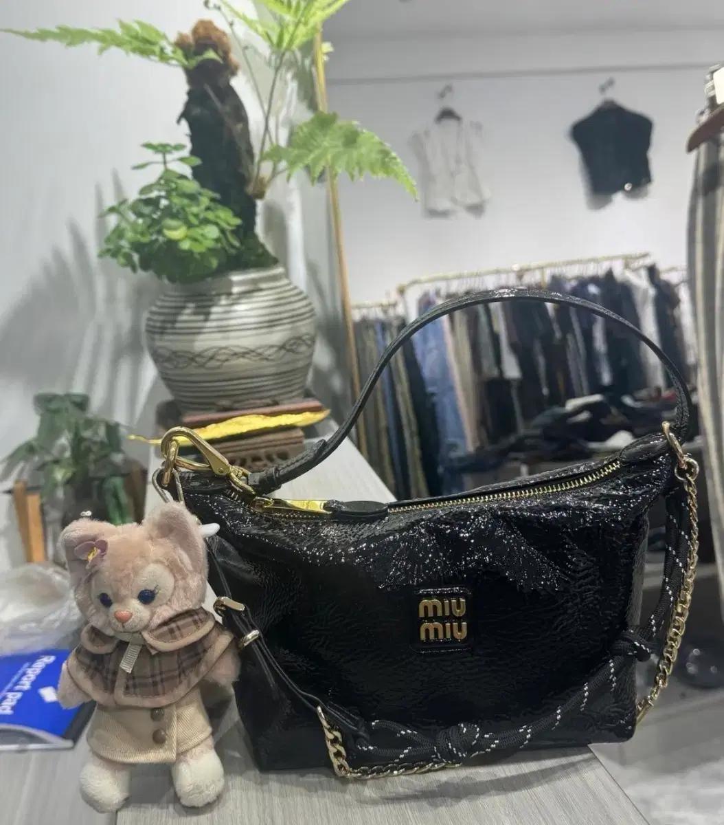 백화점구매 미우미우 블랙 핸드백