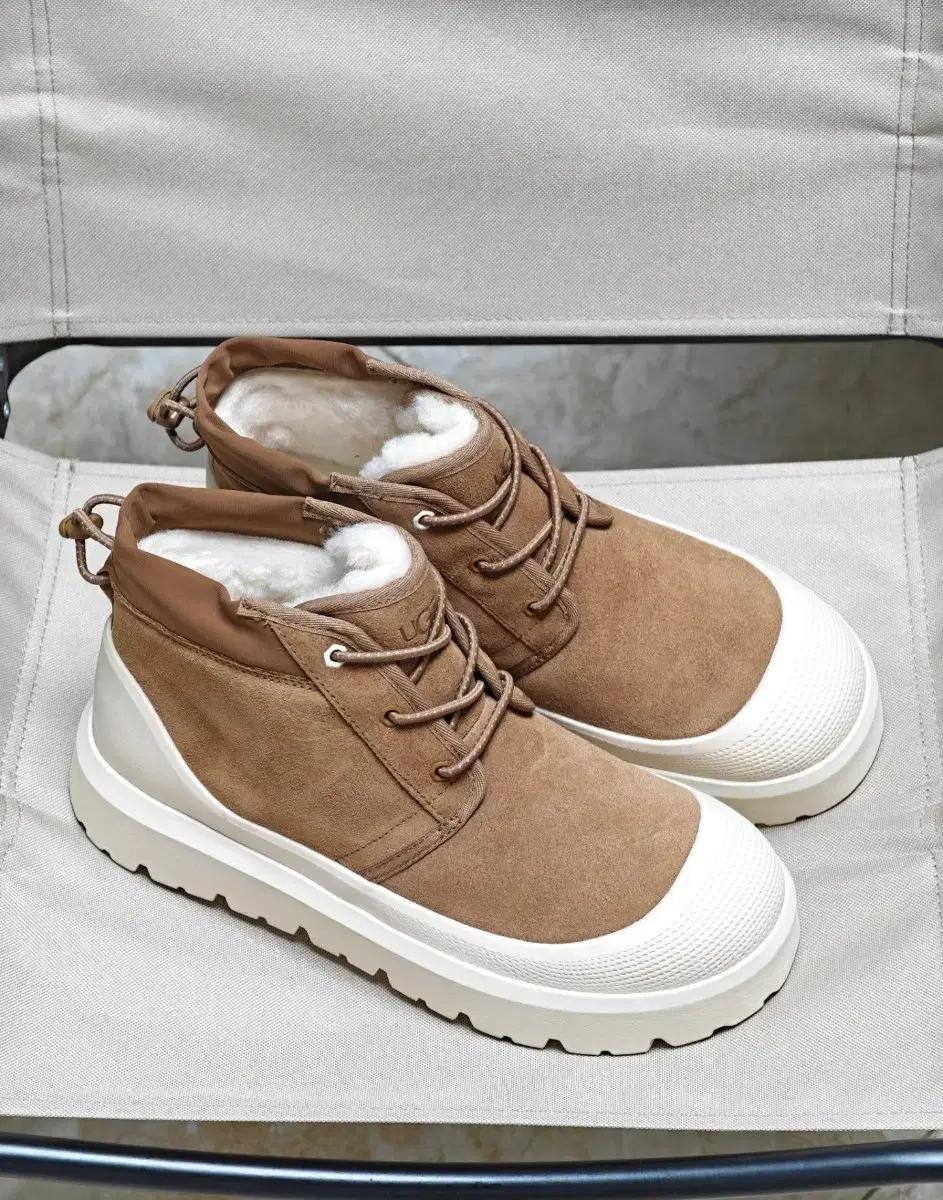 UGG Neumel Weather Hybrid