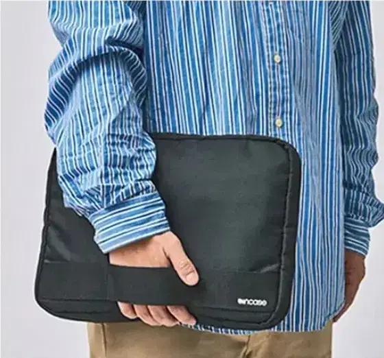인케이스 노트북 태블릿 파우치 케이스 새제품 INCASE 일본 모노맥스
