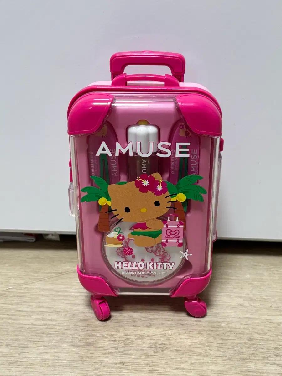 어뮤즈 헬로키티 선쿠션&틴트 캐리어 세트