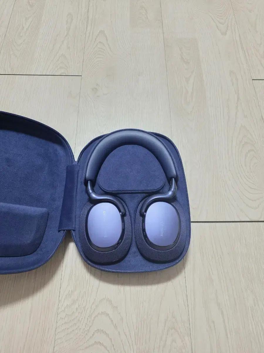 Bowers&Wilkins 헤드폰 + 정품 케이스 px7 3s