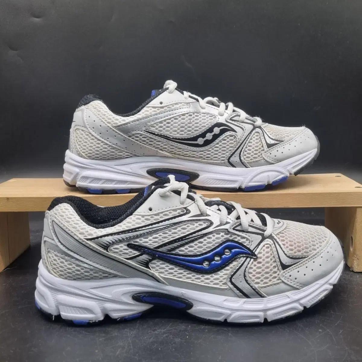 써코니 라이드밀레니엄 운동화 255