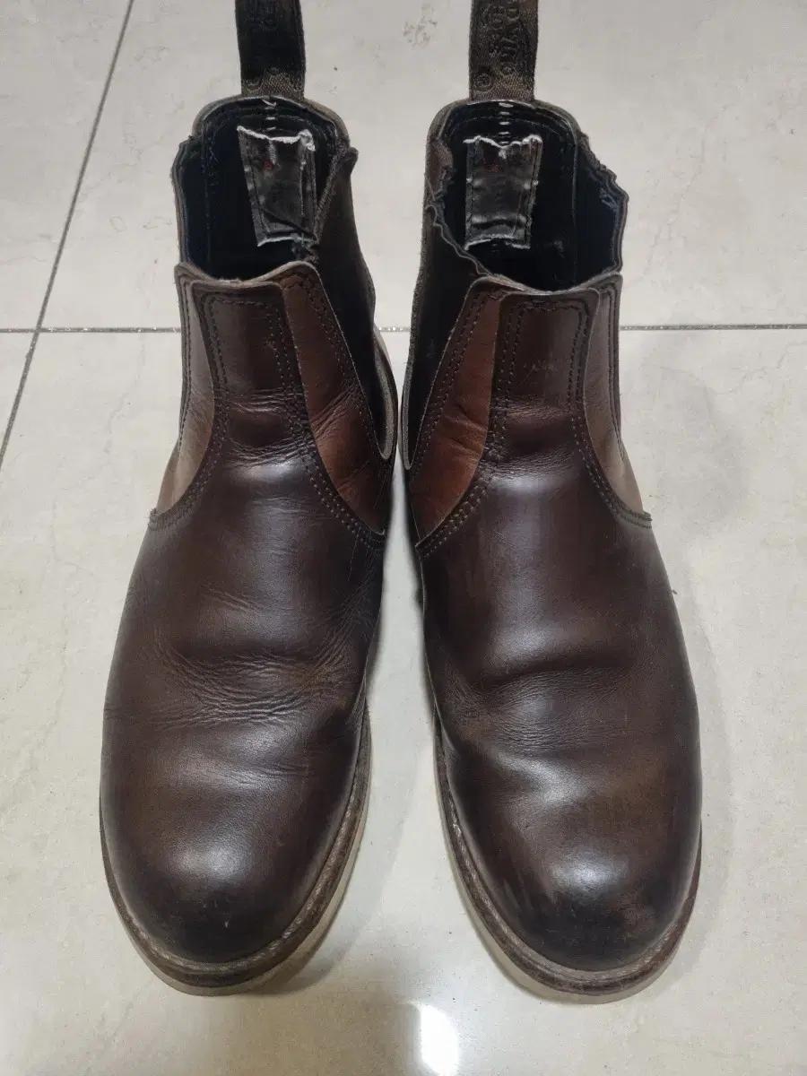 레드윙 3190 첼시 엠버하니스