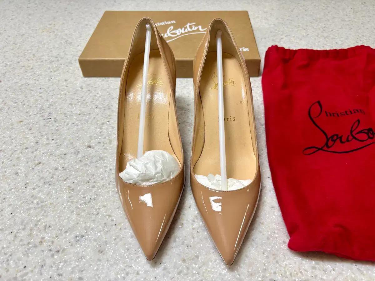크리스찬 루부탱 구두(37)