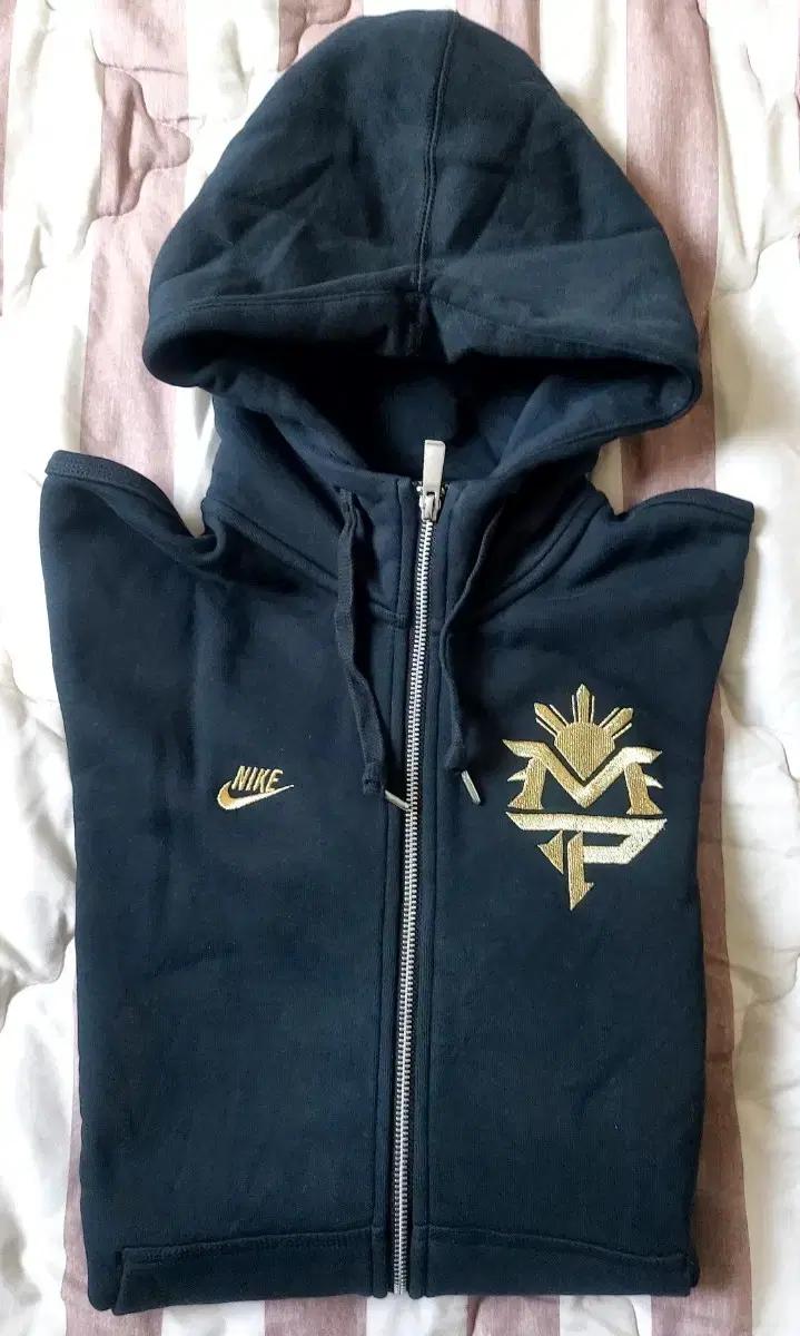 나이키 매니 파퀴아오 블랙 금장 후드집업
