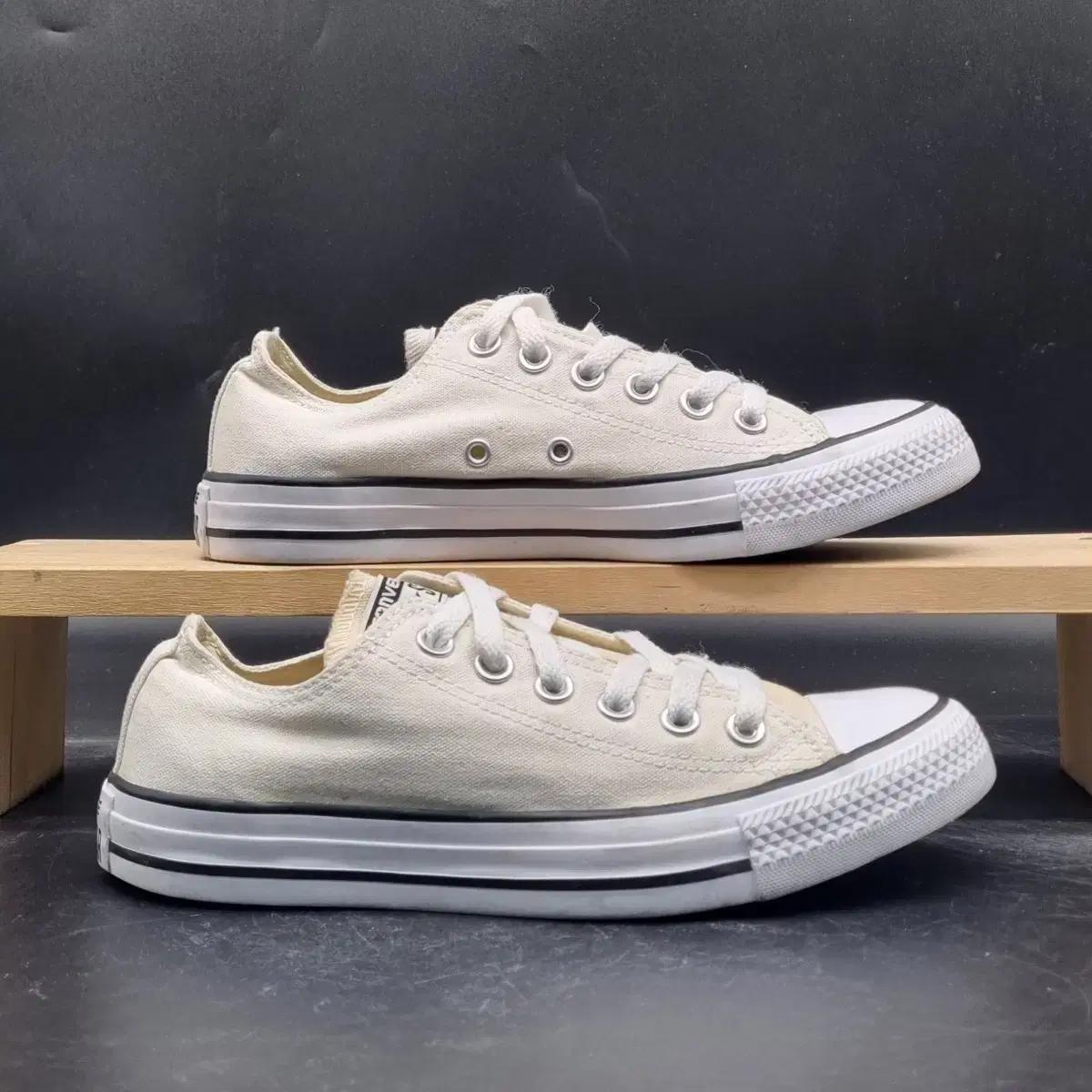 컨버스 올스타 로우 여성스니커즈240