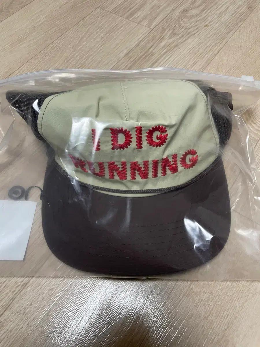 알렉스 조노 I DIG RUNNING 트러커캡